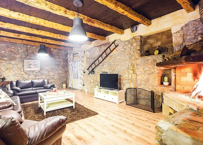 Vakantiehuis Lovely In