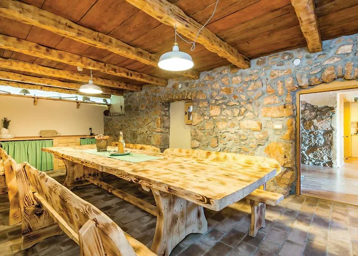 Lovely In Vakantiehuis Mošćenička Draga