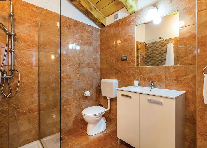 Vakantiehuis Lovely In