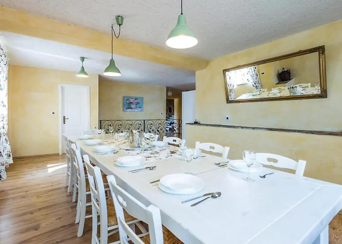 Lovely In Vakantiehuis Mošćenička Draga
