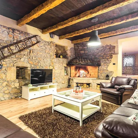 Nyaraló Lovely In Mošćenička Draga