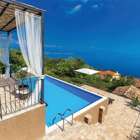 Nyaraló Lovely In Mošćenička Draga