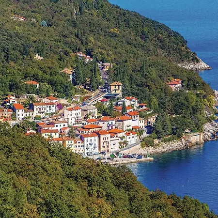 Lovely In Nyaraló Mošćenička Draga