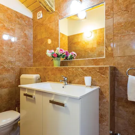 Lovely In Nyaraló *