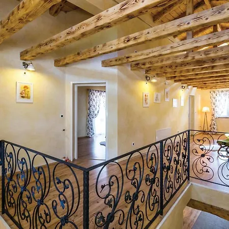 Lovely In Mošćenička Draga